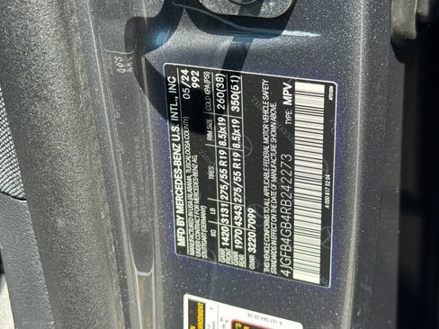 Certified 2024 Mercedes-Benz GLE 450e 4MATIC image 28