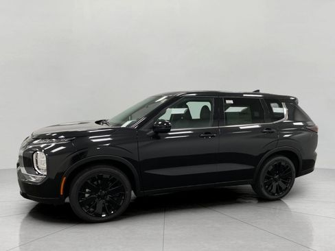 New 2026 Mitsubishi Outlander LE AWD/4WD image 7