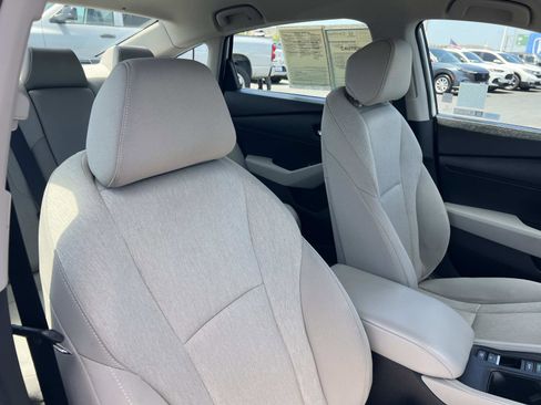 Certified 2024 Honda Accord LX image 28