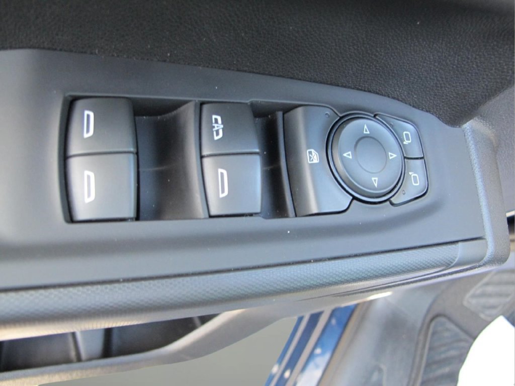 Certified 2022 Chevrolet Silverado 1500 Custom RWD image 11
