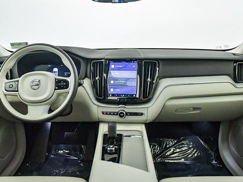 Certified 2025 Volvo XC60 T8 Plus w/ Protection Package Premier image 15