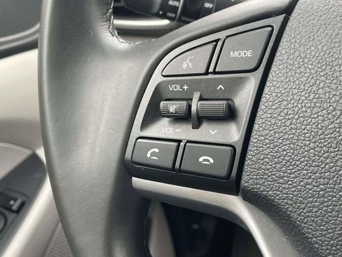 Used 2021 Hyundai Tucson Sport FWD image 25