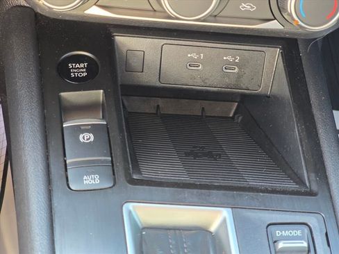 Used 2025 Nissan Kicks SV FWD image 18