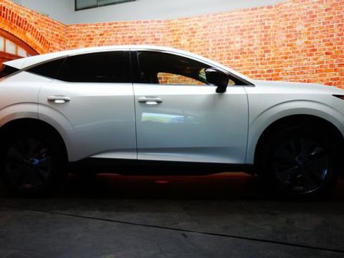 Certified 2025 Nissan Murano SV AWD/4WD image 8