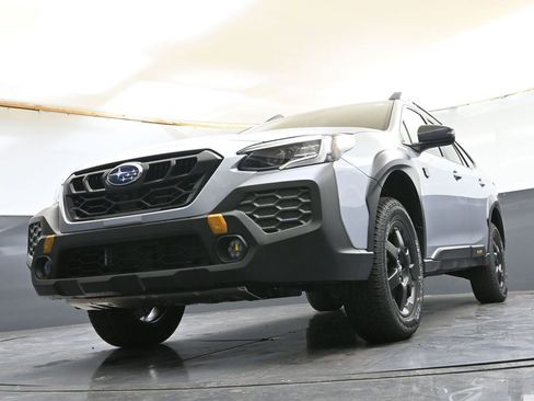Used 2025 Subaru Outback Wilderness image 37