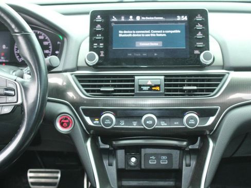 Used 2022 Honda Accord Sport image 13