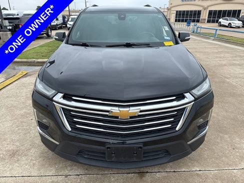 Used 2023 Chevrolet Traverse LT w/ LPO, Floor Liner Package image 2