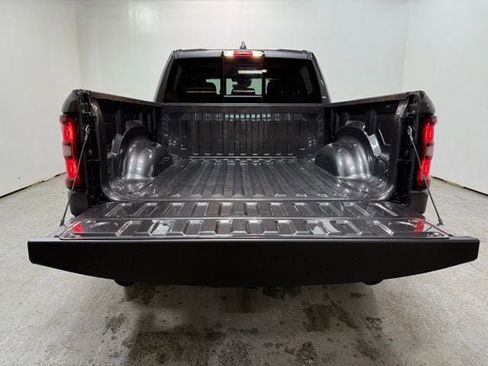 New 2026 RAM 1500 4x4 Crew Cab image 8
