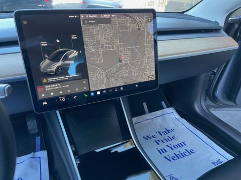 Used 2020 Tesla Model 3 Standard Range Plus image 24