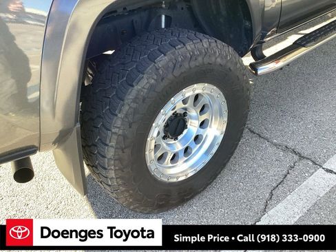 Used 2023 Toyota Tacoma Limited image 12