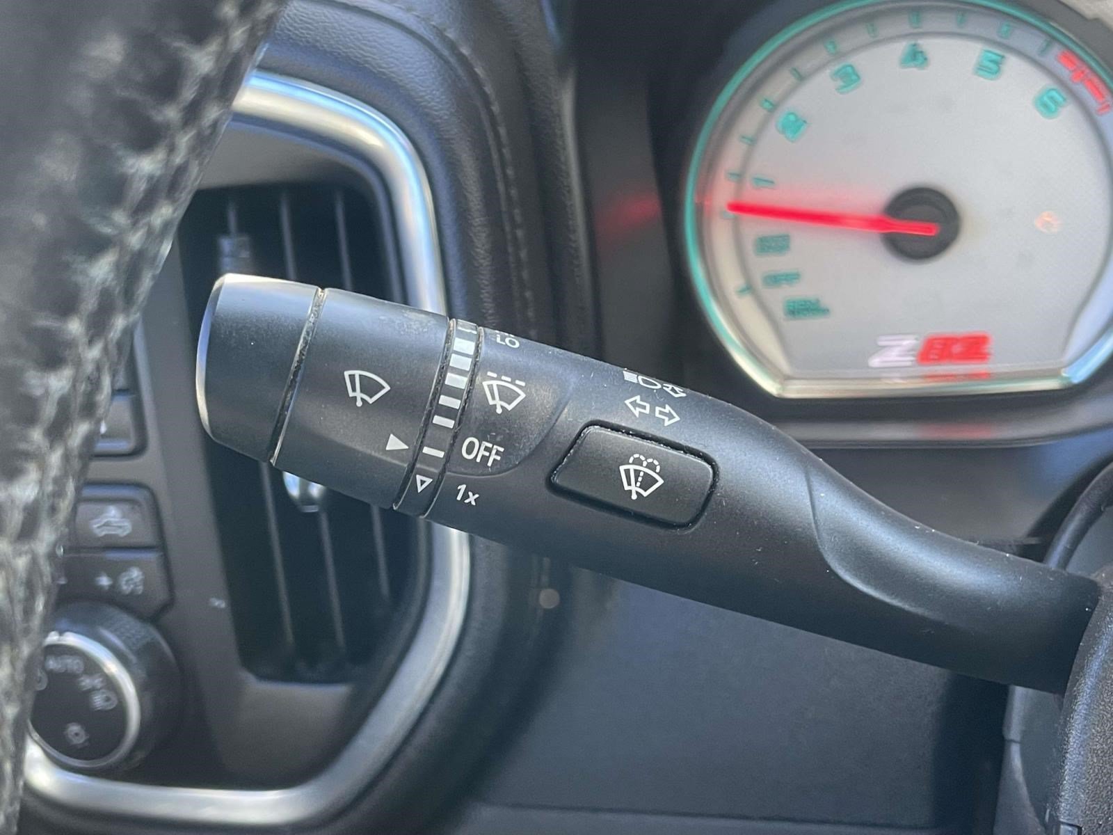 Used 2020 Chevrolet Silverado 1500 RST AWD/4WD image 21