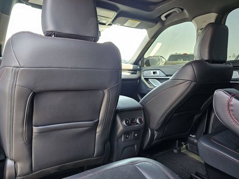Used 2025 Ford Explorer ST w/ Sun And Sound Package AWD/4WD image 22