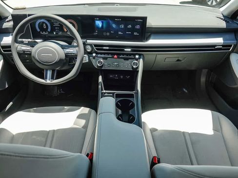 Used 2024 Hyundai Sonata SEL FWD image 11