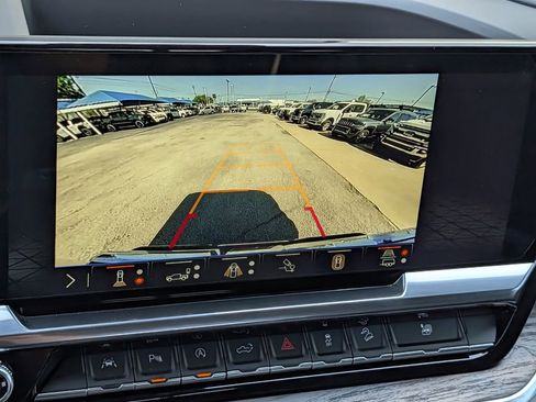 New 2026 GMC Sierra 1500 SLT image 18