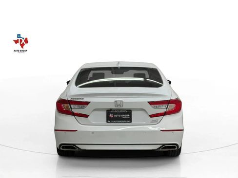 Used 2021 Honda Accord Touring image 8