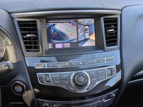 Used 2019 INFINITI QX60 Luxe w/ Essential Package image 12