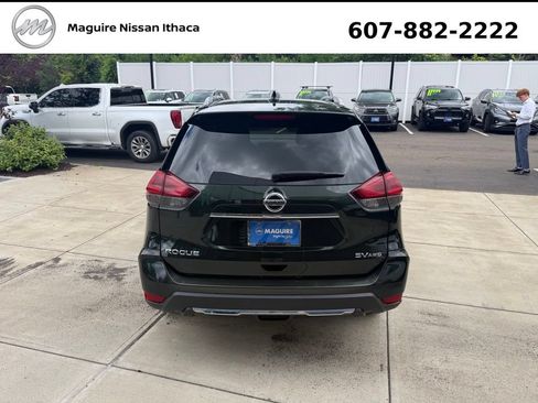 Used 2018 Nissan Rogue SV AWD/4WD image 7