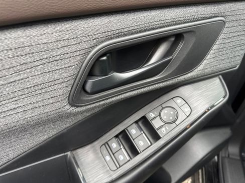 Certified 2023 Nissan Rogue S image 12