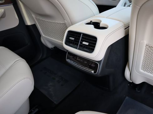 New 2026 Mercedes-Benz GLS 450 4MATIC image 14