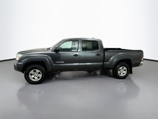 Used 2014 Toyota Tacoma 4x4 Double Cab w/ SR5 Package image 4