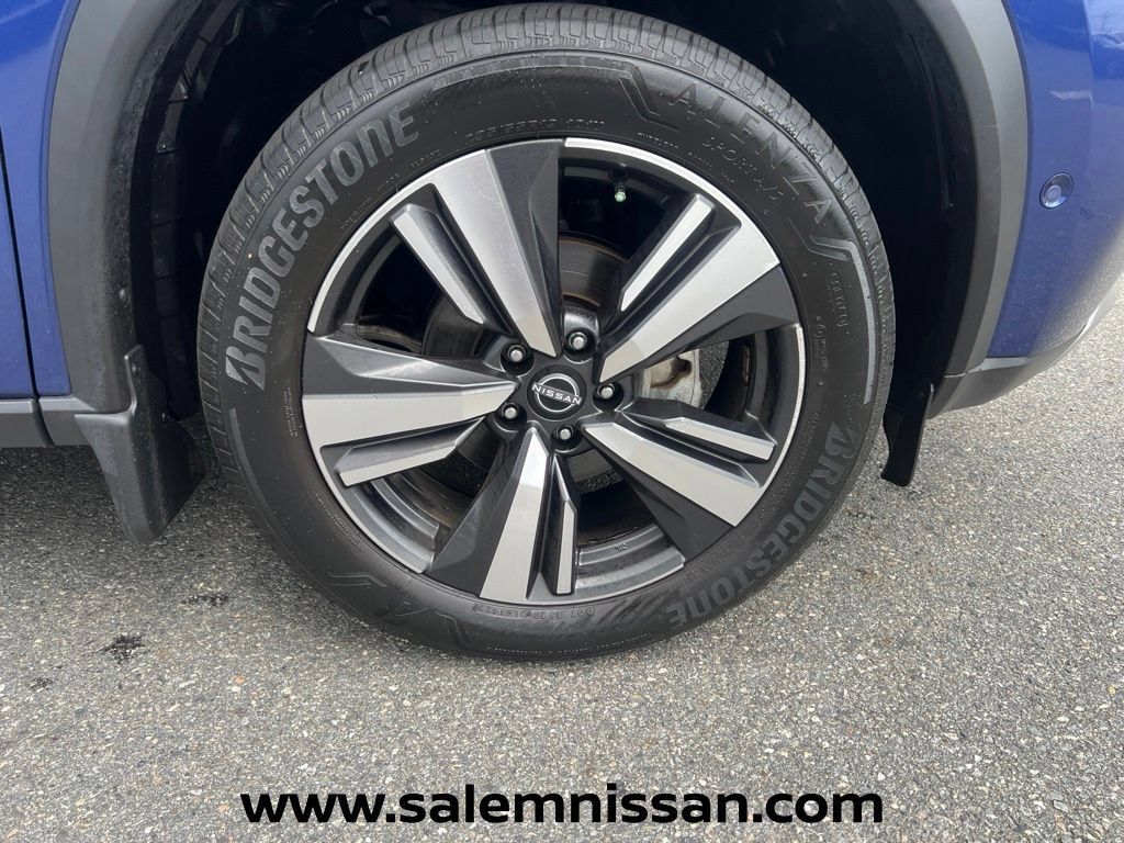 Used 2023 Nissan Rogue Platinum AWD/4WD image 29