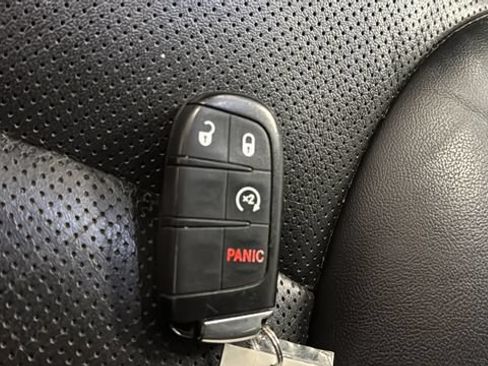 Used 2018 Dodge Journey GT w/ Nav & Sun Group AWD/4WD image 21
