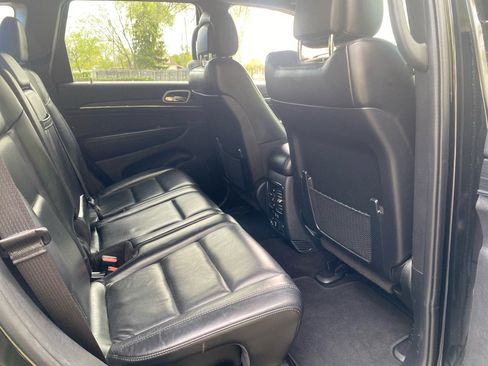 Used 2020 Jeep Grand Cherokee Limited w/ Luxury Group II AWD/4WD image 25