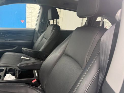 Used 2024 Honda Odyssey Touring image 7