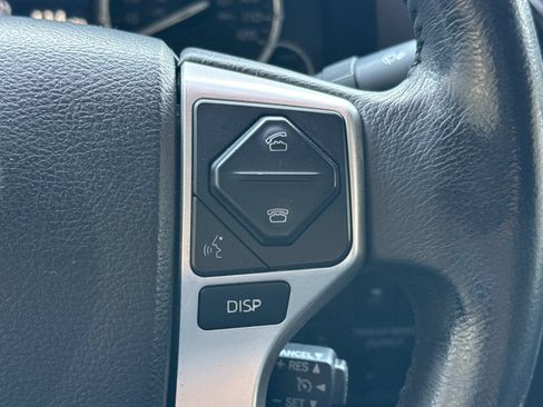 Used 2017 Toyota Tundra Limited w/ Limited Premium Package RWD image 29