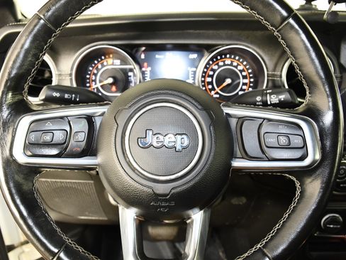 Used 2021 Jeep Gladiator Overland AWD/4WD image 23