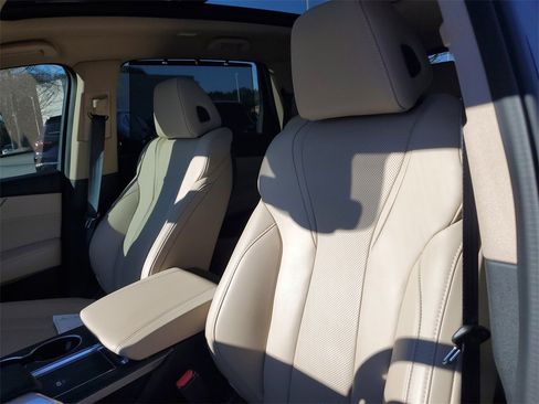 Certified 2023 Acura MDX FWD w/ Technology Package image 19