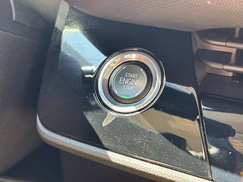 Used 2024 Buick Envision Preferred AWD/4WD image 29