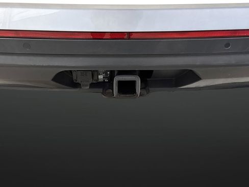 Used 2024 Volkswagen Atlas SE w/ Panoramic Sunroof Package image 36