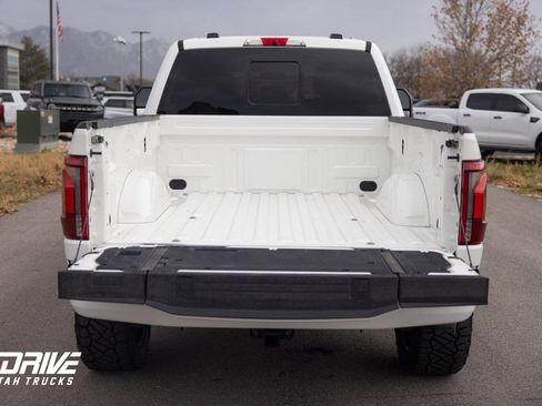 Used 2025 Ford F150 Platinum image 15