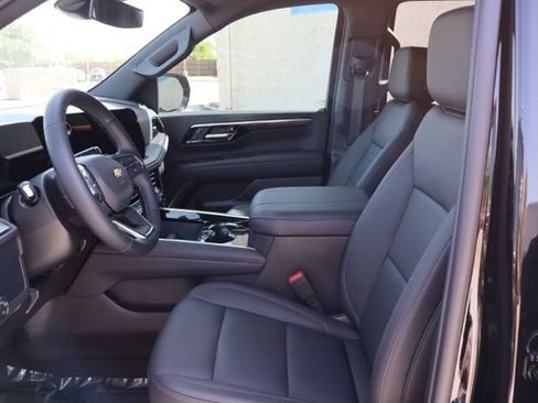 Used 2026 Chevrolet Tahoe LT RWD image 18