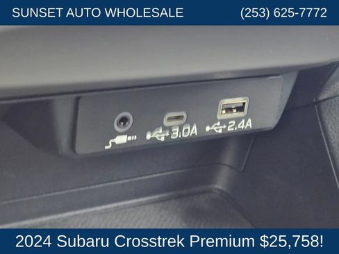 Used 2024 Subaru Crosstrek 2.0i Premium AWD/4WD image 36