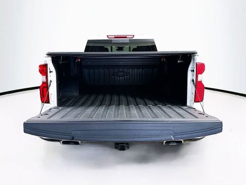 Used 2024 Chevrolet Silverado 1500 LT Trail Boss w/ Convenience Package II AWD/4WD image 21