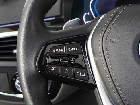 Certified 2023 BMW 530e 530e iPerformance w/ Convenience Package image 29