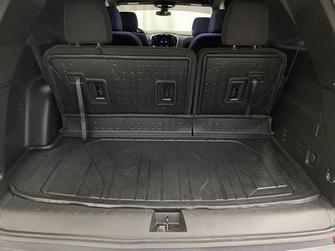 Used 2023 Chevrolet Traverse LT w/ LPO, Floor Liner Package AWD/4WD image 8