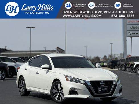 Used 2022 Nissan Altima 2.5 SV image 1