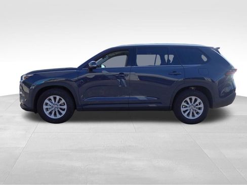 Used 2025 Toyota Grand Highlander AWD image 7