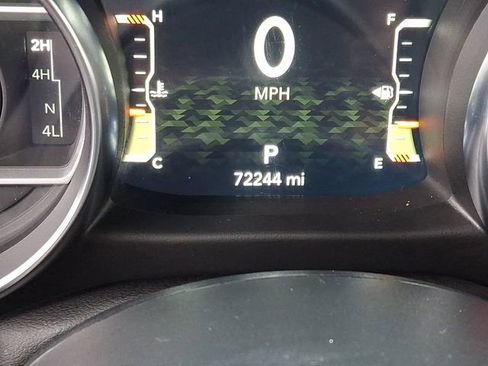 Used 2022 Jeep Gladiator Mojave w/ Cold Weather Group image 21