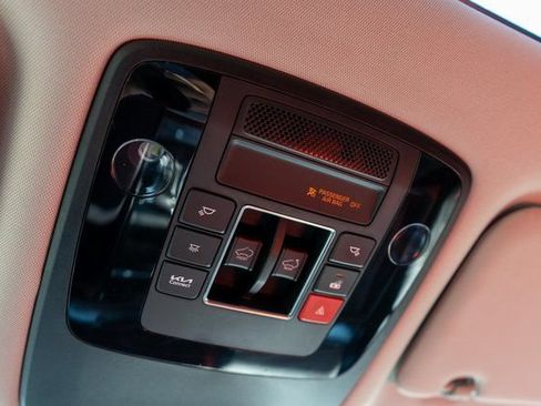 Used 2024 Kia Carnival SX Prestige FWD image 46