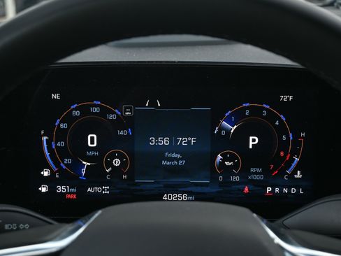 Used 2025 Chevrolet Tahoe LT image 27