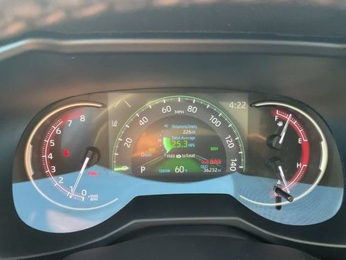 Used 2022 Toyota RAV4 Limited image 14