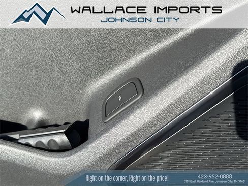 Used 2024 GMC Acadia AT4 w/ Super Cruise Package image 34