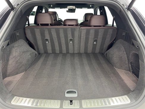 Used 2024 Genesis GV70 2.5T w/ Advanced Package image 78