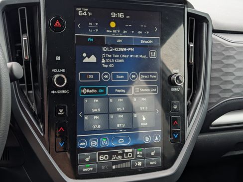 Used 2025 Subaru Forester Premium AWD/4WD image 22