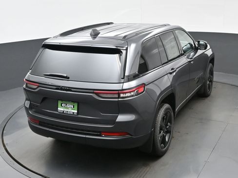 New 2025 Jeep Grand Cherokee Altitude AWD/4WD image 22