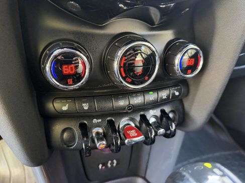 Used 2015 MINI Cooper 2-Door Hardtop image 31
